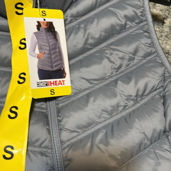 32 Degrees HeatWomen''s Full Zip Puffer Vest NWT SIZE S - Picture 4 of 5